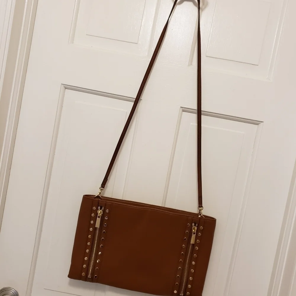 NWOT Vince Camuto Mocha Bisque In Color Leather Large Clutch/Crossbody, …